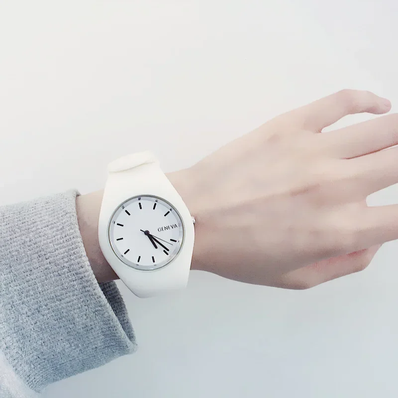 Silicone Band Women - Herenhorloge Dames Crème Kleur Ultradunne Mode