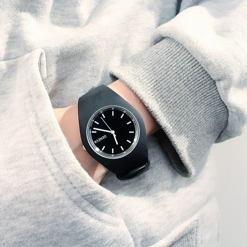 Herenhorloge Dames Crème Kleur - Silicone Band Women recensie en prijs